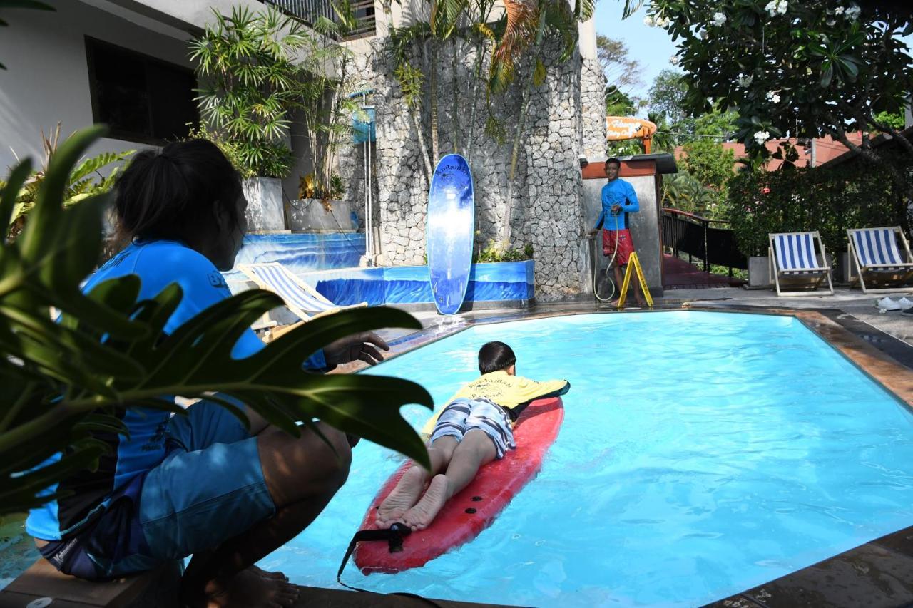 Hotel Baan Andaman Sea Surf Patong Esterno foto