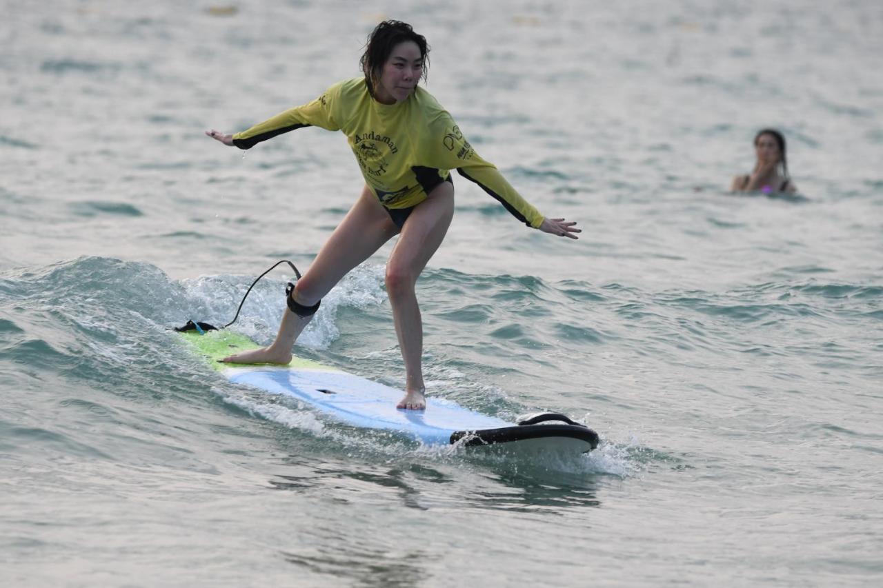 Hotel Baan Andaman Sea Surf Patong Esterno foto