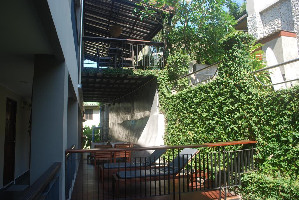 Hotel Baan Andaman Sea Surf Patong Esterno foto