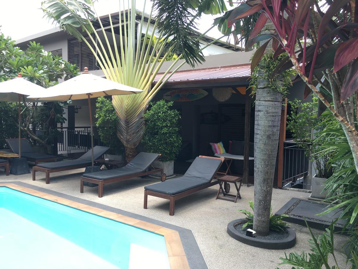 Hotel Baan Andaman Sea Surf Patong Esterno foto