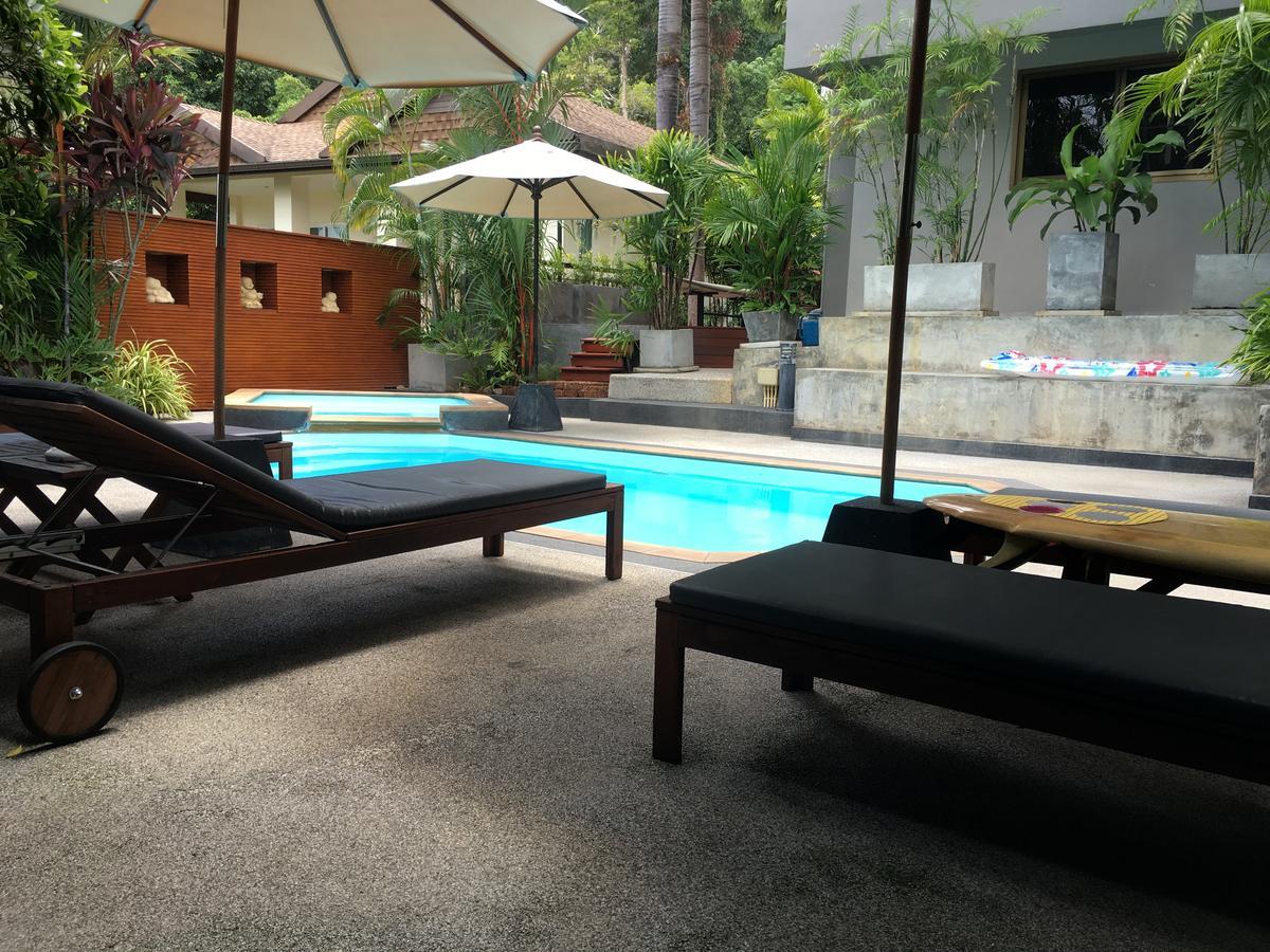 Hotel Baan Andaman Sea Surf Patong Esterno foto